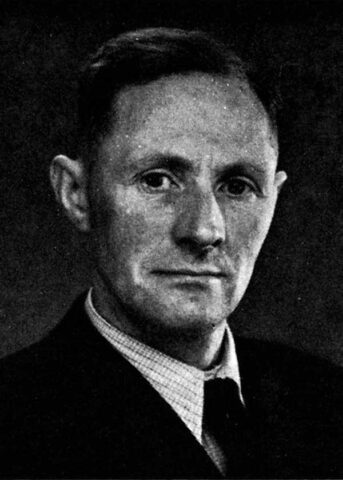 ss2-230-1-simon-sturlaugsson-kalastodum Símon Sturlaugsson Kalastöðum